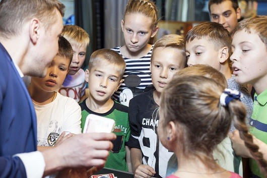 Фокусник в школу, сад.